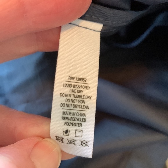 HVIII brand small hooded rain jacket - Picture 9 of 9